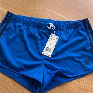 Adidas Women’s 3 Stripe Shorts Medium NWT
